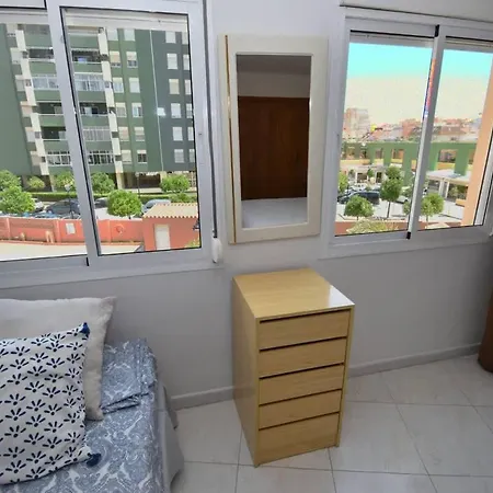 Boliches 2br Pool Balcony & 아파트