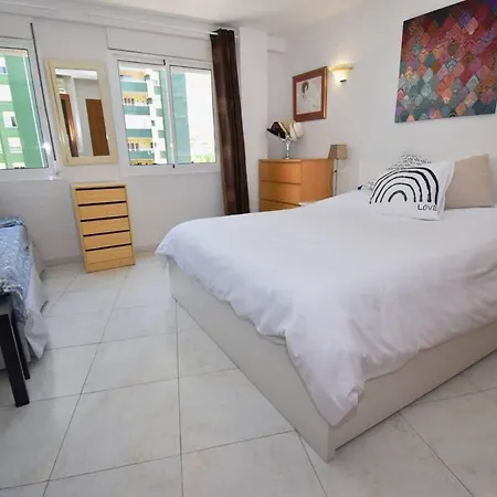 Boliches 2br Pool Balcony & 아파트